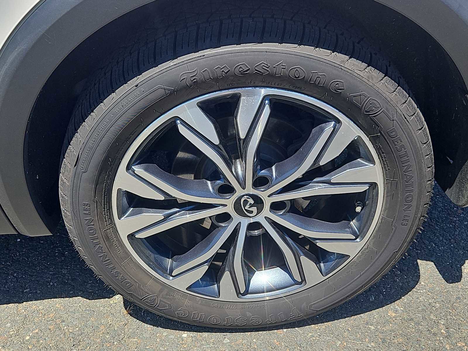Used 2018 INFINITI QX30 AWD image 8