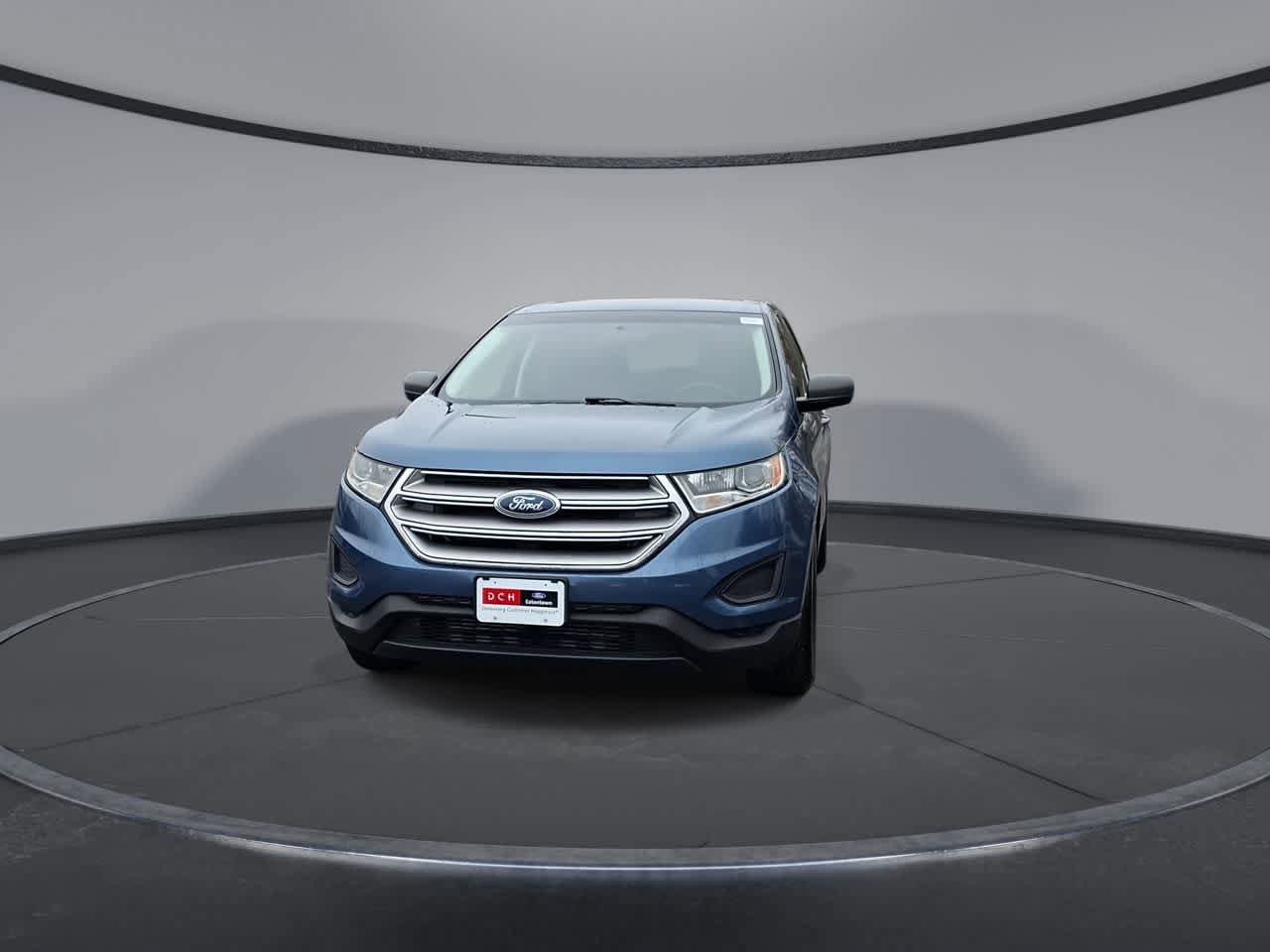 Used 2018 Ford Edge SE image 3