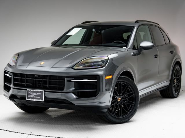Certified 2025 Porsche Cayenne image 1