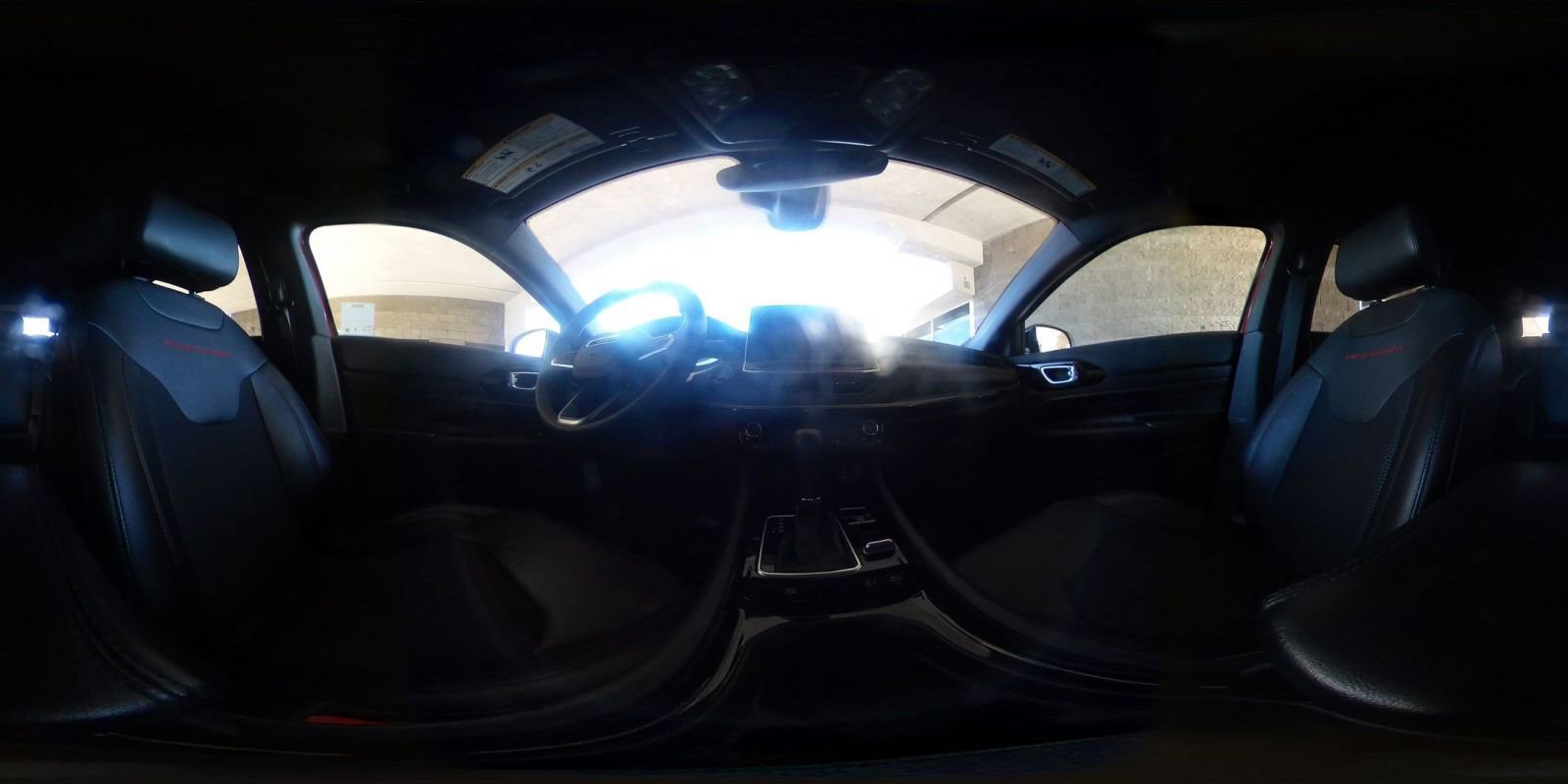 Used 2025 Jeep Compass Trailhawk AWD/4WD image 42