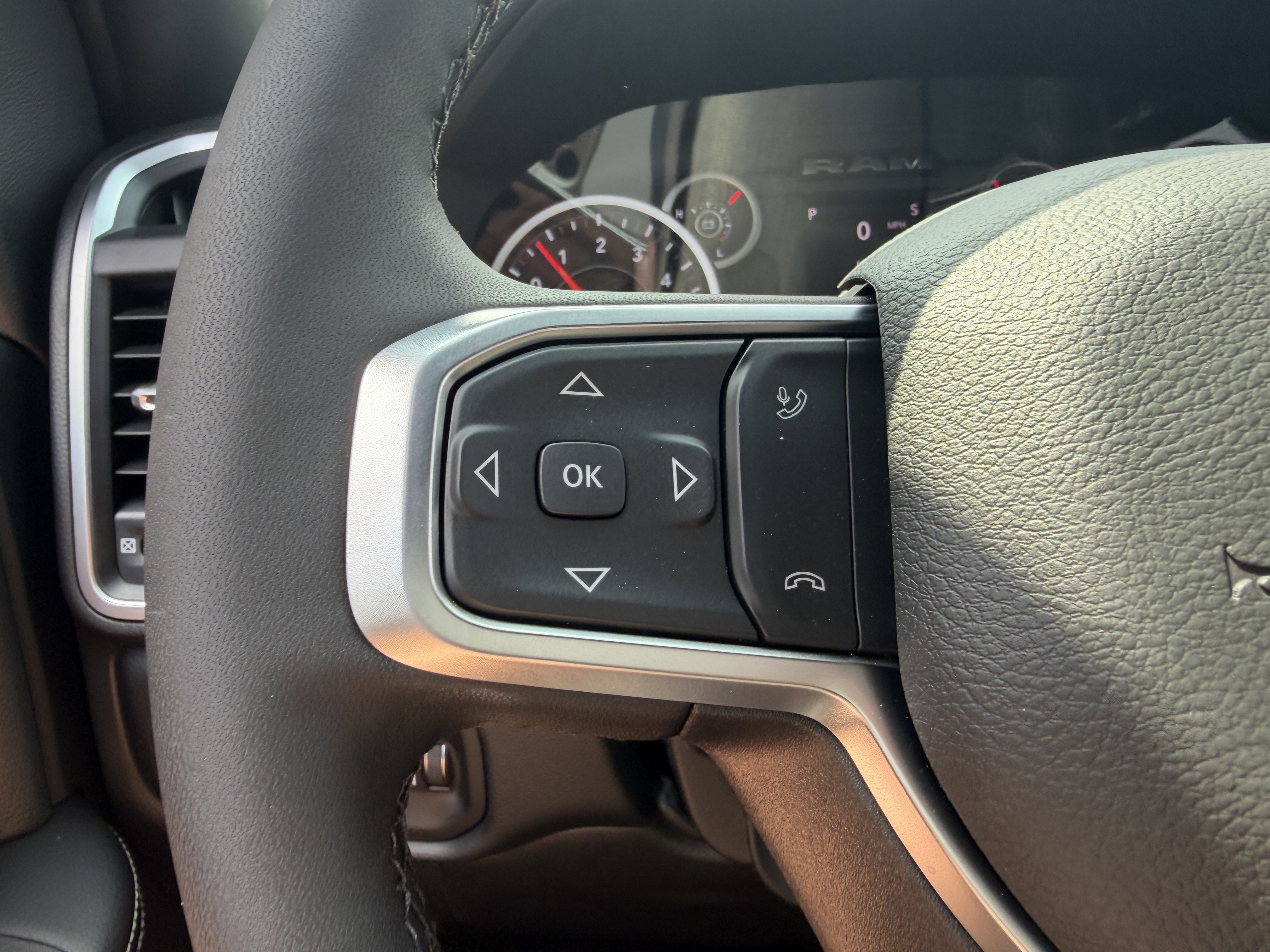 New 2026 RAM 2500 Big Horn AWD/4WD image 38