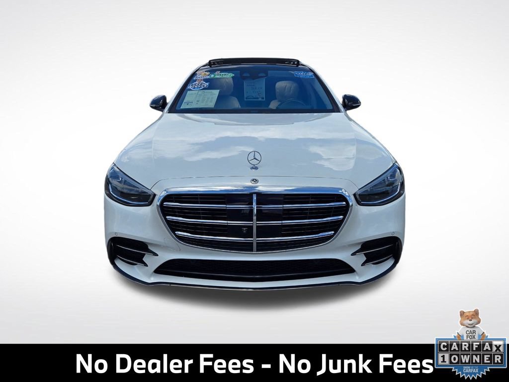 Used 2023 Mercedes-Benz S 500 4MATIC image 2