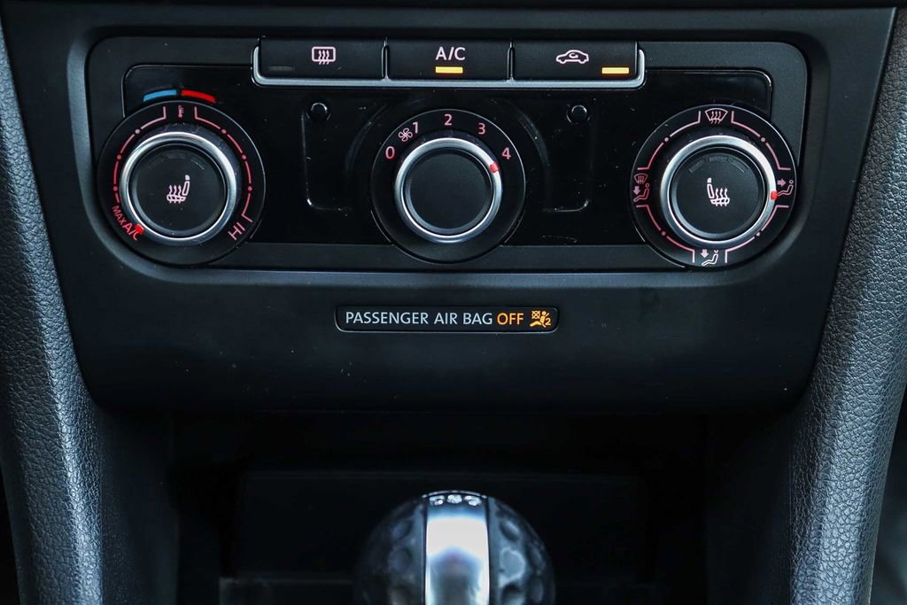 Used 2013 Volkswagen GTI Driver's Edition image 14