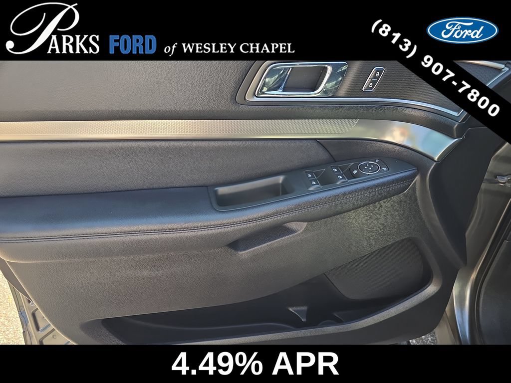 Certified 2018 Ford Explorer XLT w/ Equipment Group 202A AWD/4WD image 18