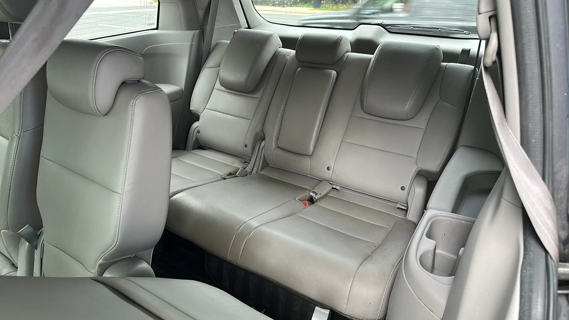Used 2015 Honda Odyssey Touring image 17