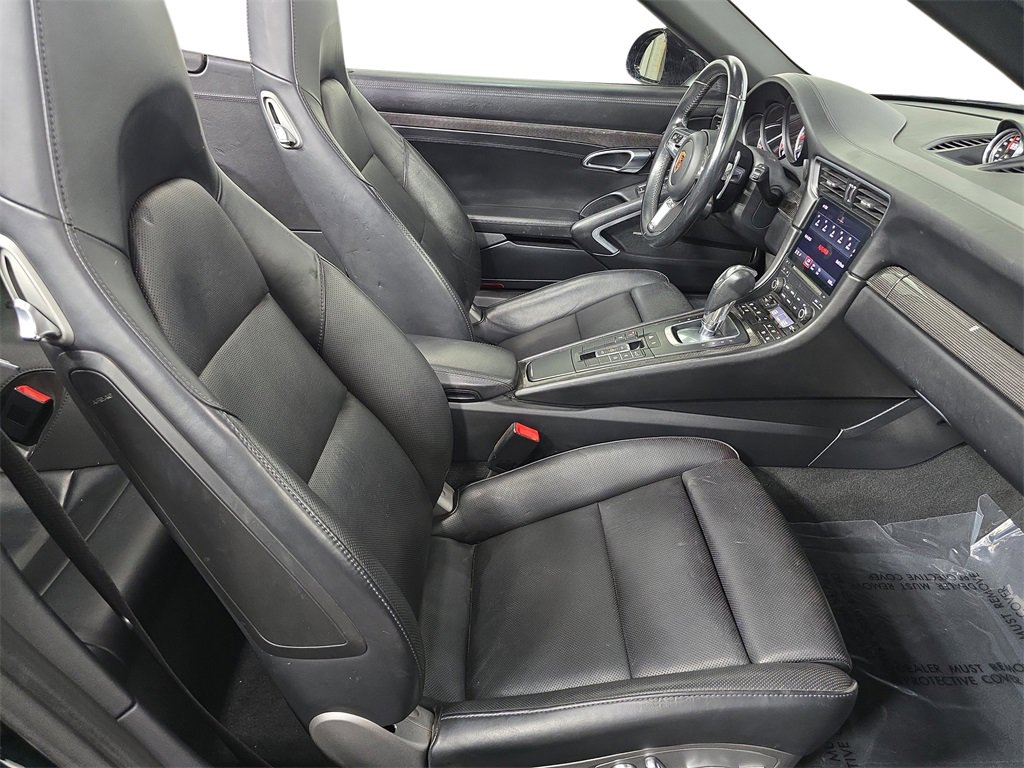 Used 2019 Porsche 911 Turbo image 27