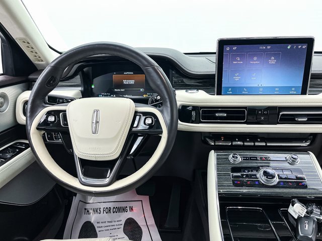 Used 2023 Lincoln Aviator Black Label w/ Dynamic Handling Package image 8