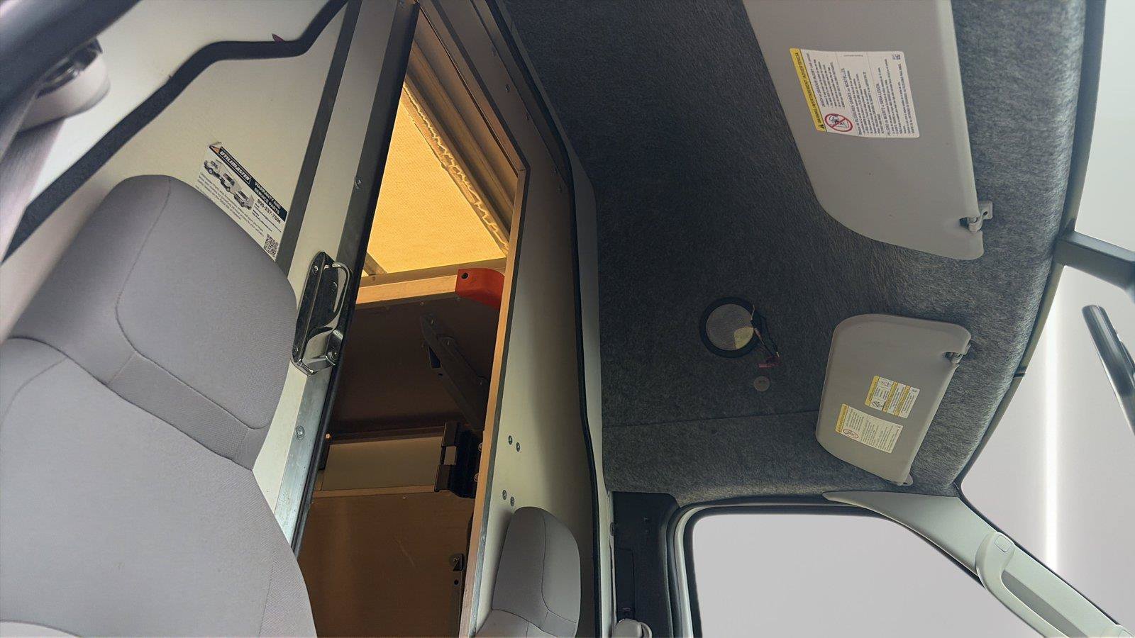 Certified 2022 Ford E-350 and Econoline 350 Super Duty RWD image 23