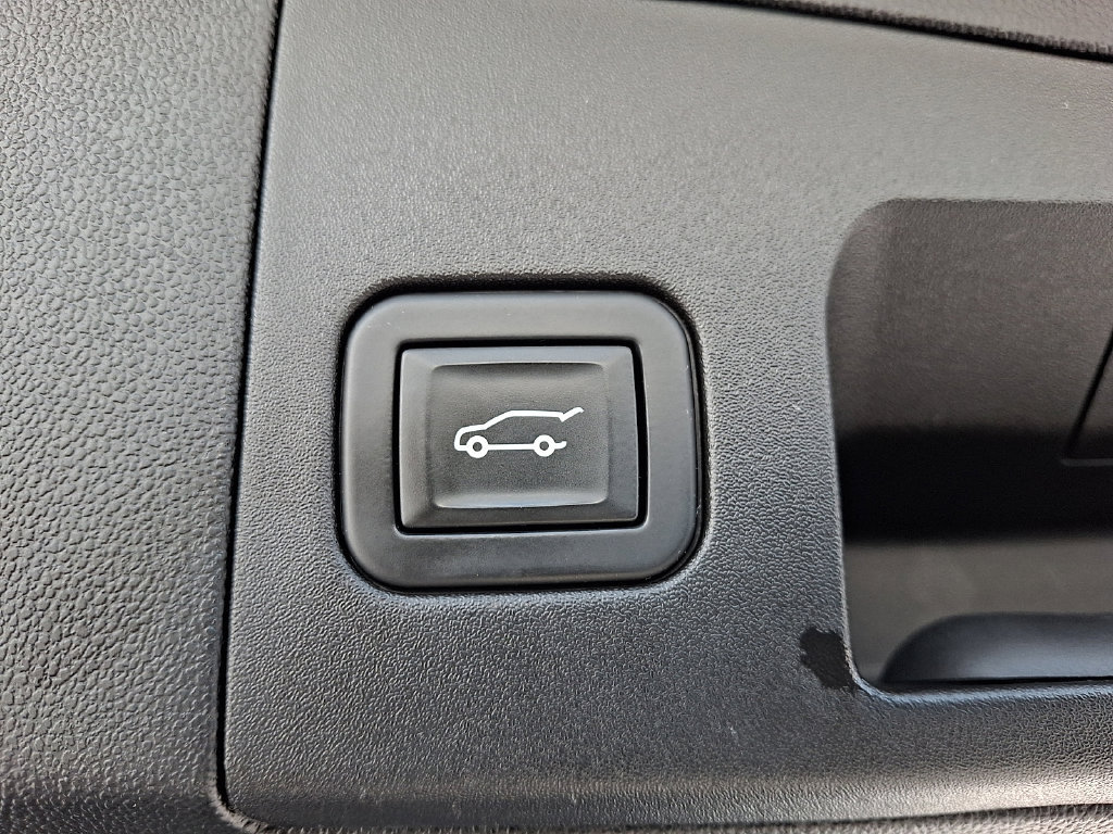 Used 2022 Cadillac XT5 Premium Luxury w/ Technology Package AWD/4WD image 42