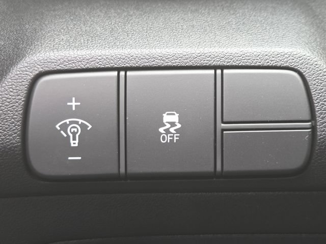 New 2026 Hyundai Elantra SEL Sport FWD image 29