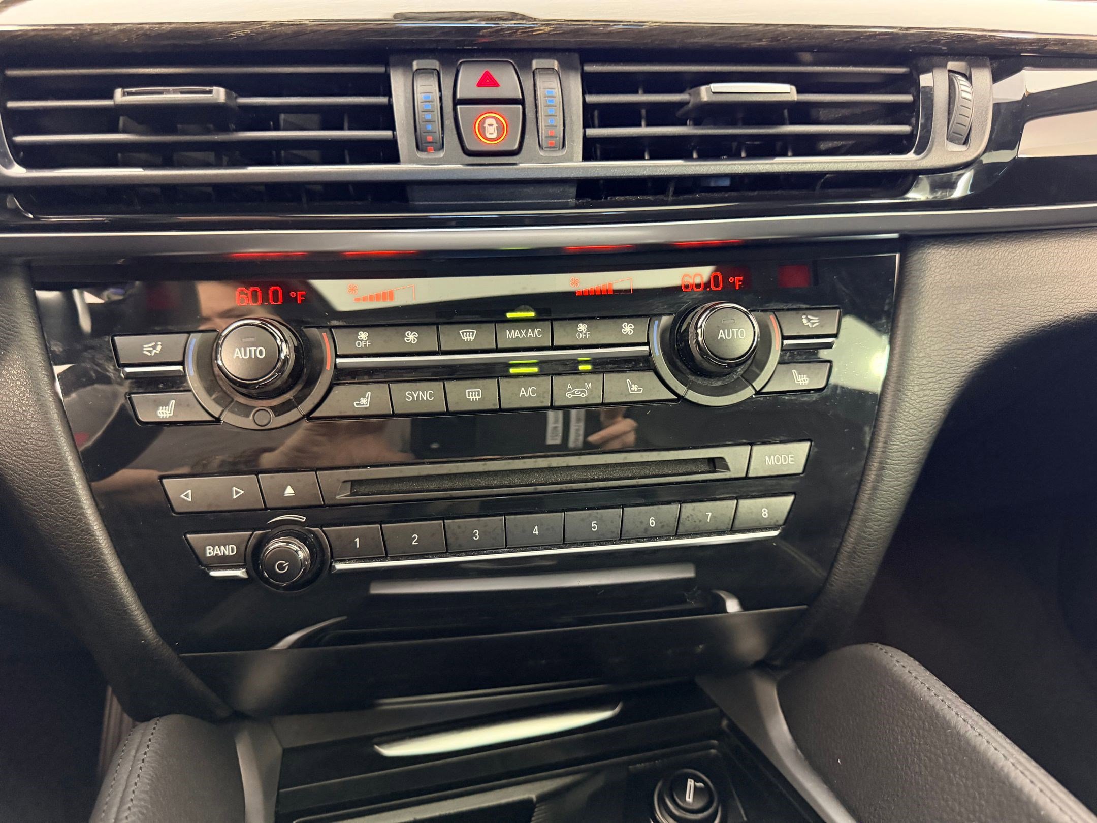 Used 2016 BMW X6 xDrive50i image 24