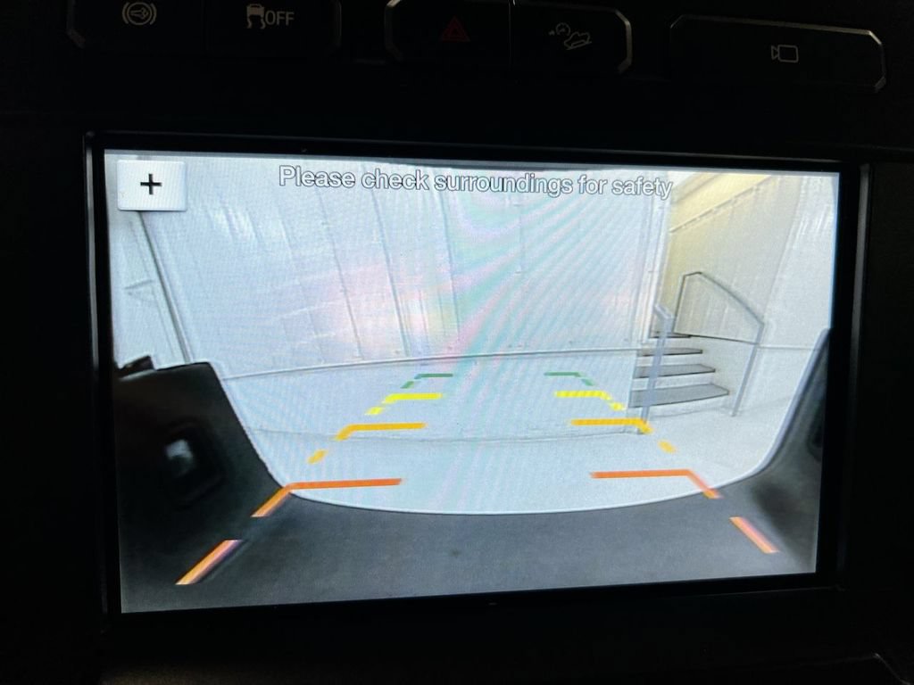 Used 2017 Ford F350 Lariat w/ Lariat Value Package AWD/4WD image 15