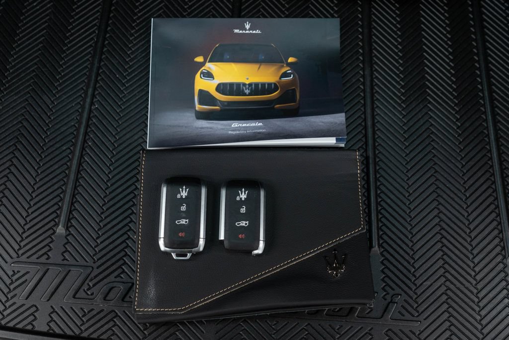 Used 2023 Maserati Grecale GT AWD/4WD image 48