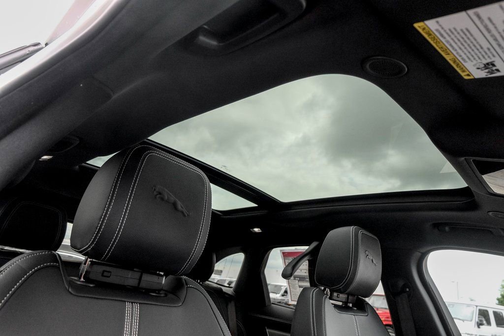 New 2026 Jaguar F-PACE R-Dynamic S image 22