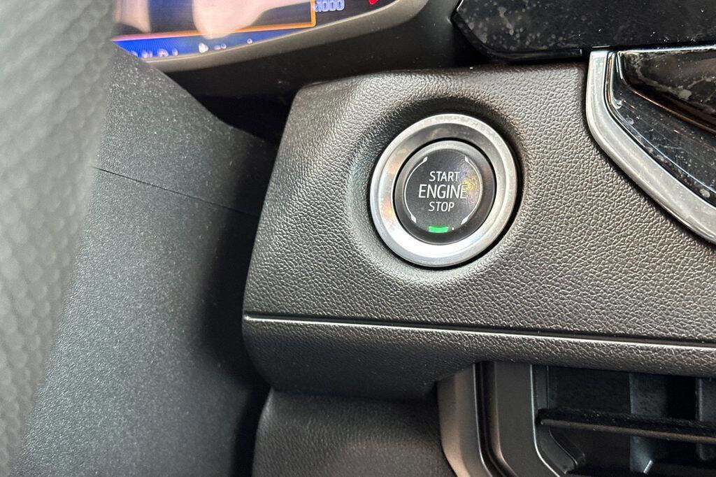 Used 2024 Chevrolet Colorado W/T image 21