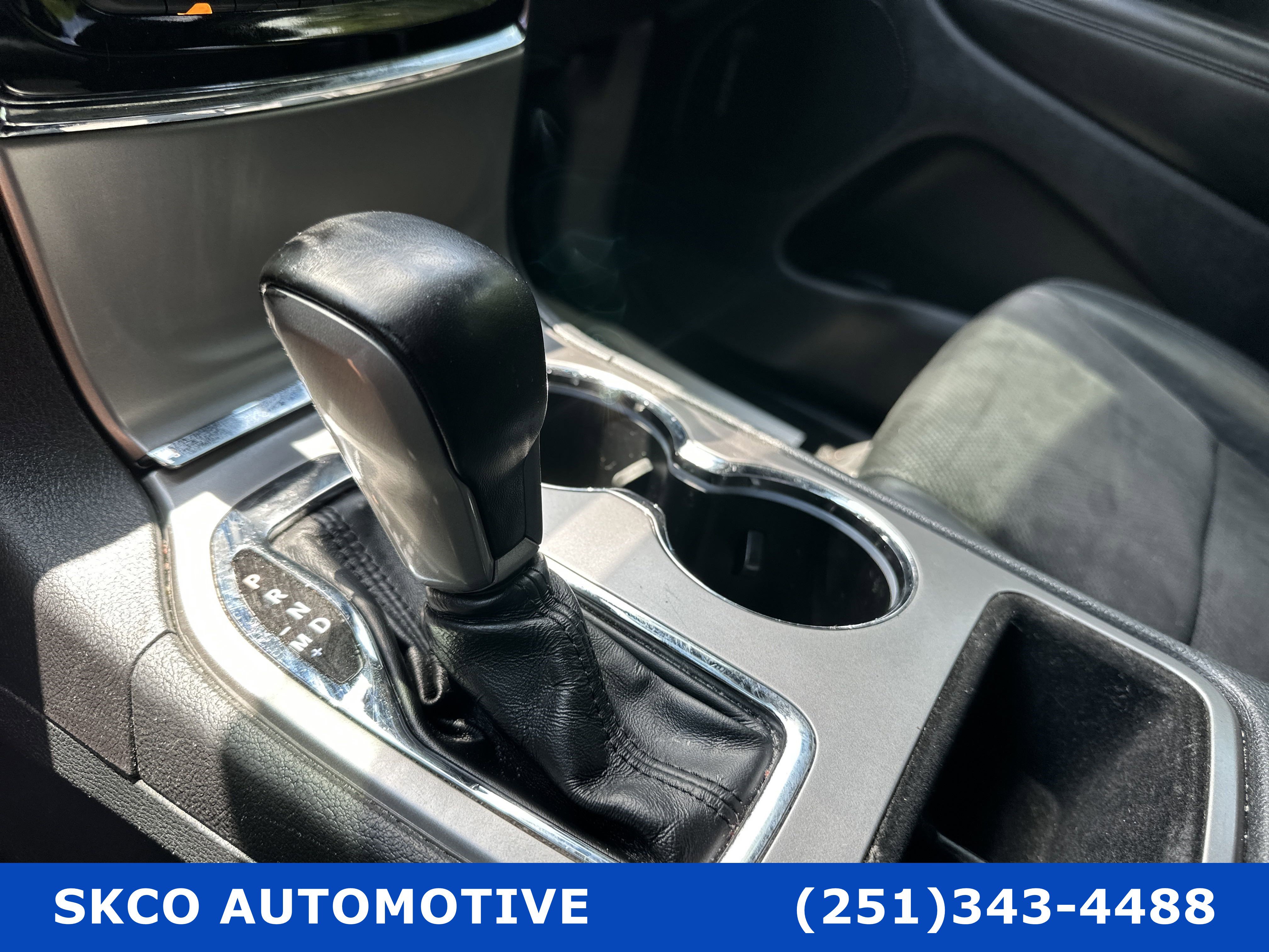 Used 2020 Jeep Grand Cherokee Altitude image 23