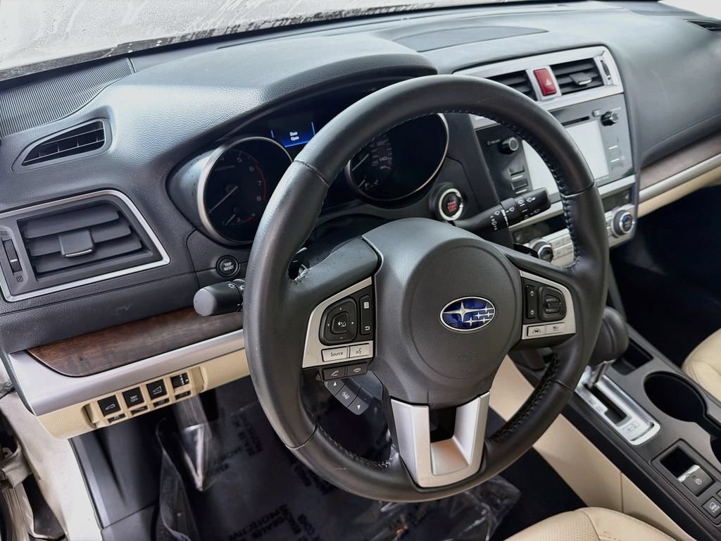 Used 2016 Subaru Outback 2.5i Limited AWD/4WD image 9