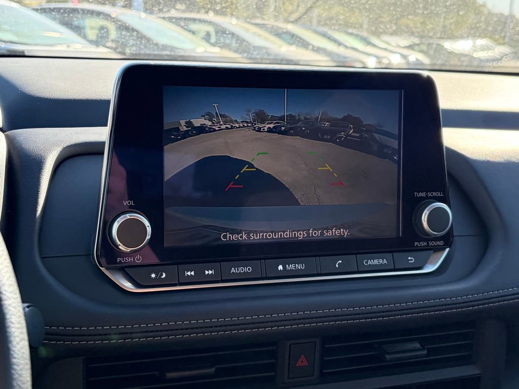 Certified 2025 Nissan Rogue S FWD image 15