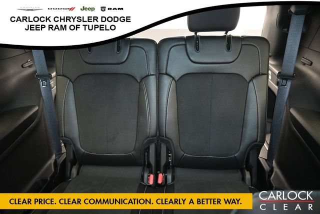 Used 2023 Jeep Grand Cherokee L Laredo RWD image 27