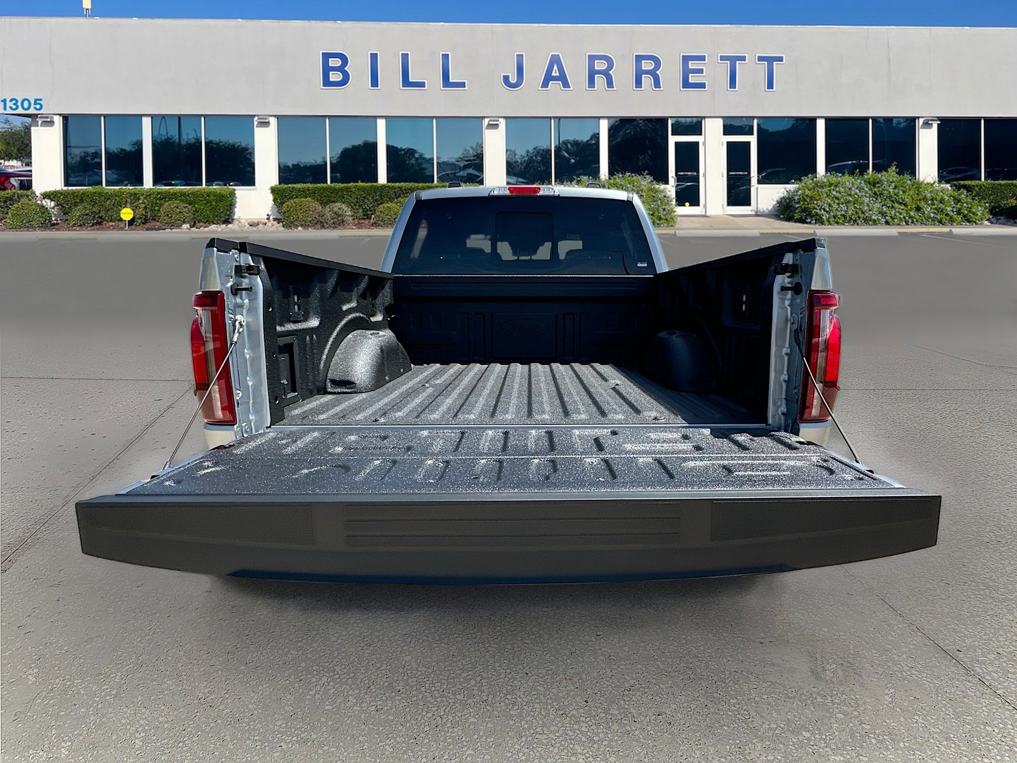 New 2026 Ford F150 Lariat w/ Equipment Group 501A Mid AWD/4WD image 24