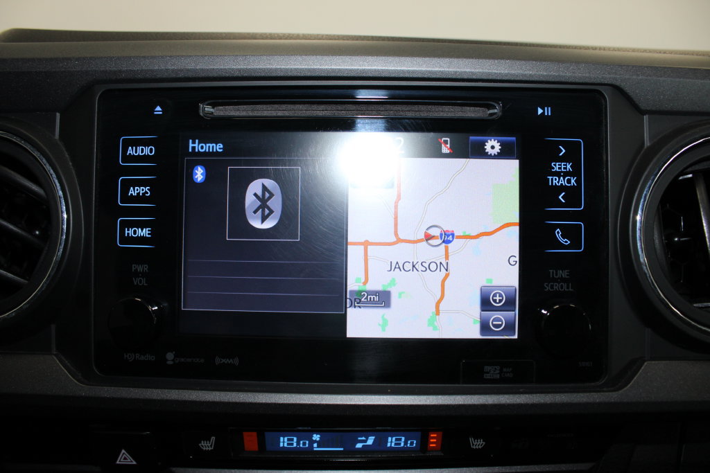 Used 2016 Toyota Tacoma SR5 AWD/4WD image 12