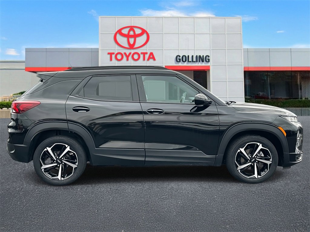 Used 2022 Chevrolet TrailBlazer RS w/ Sun and Liftgate Package image 6