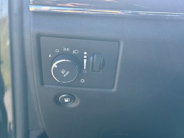 Used 2016 Jeep Grand Cherokee Limited 75th Anniversary AWD/4WD image 29