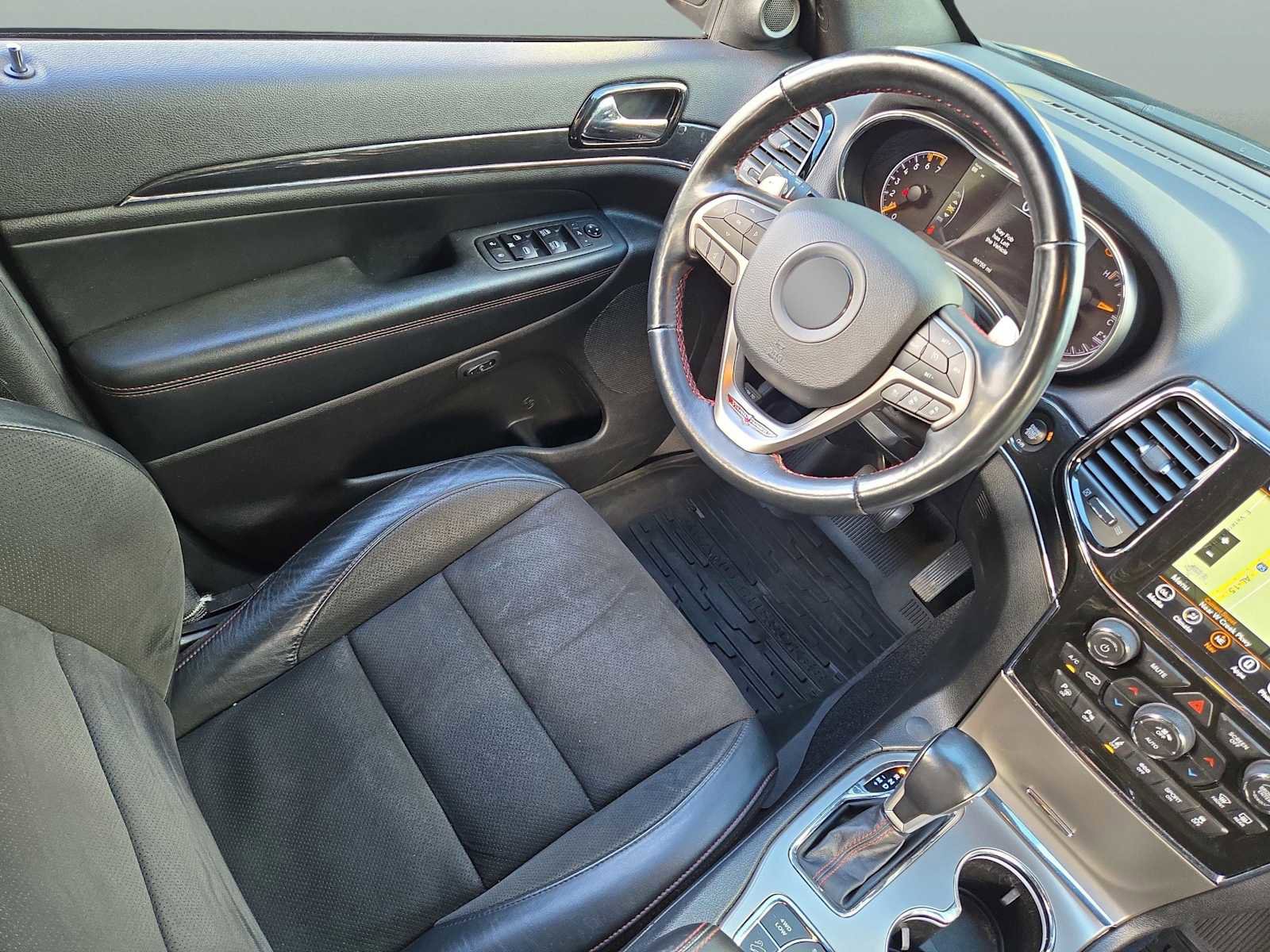 Used 2021 Jeep Grand Cherokee Trailhawk w/ Premium Lighting Group image 16