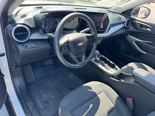 Certified 2024 Chevrolet Trax LS w/ Driver Confidence Package FWD image 13