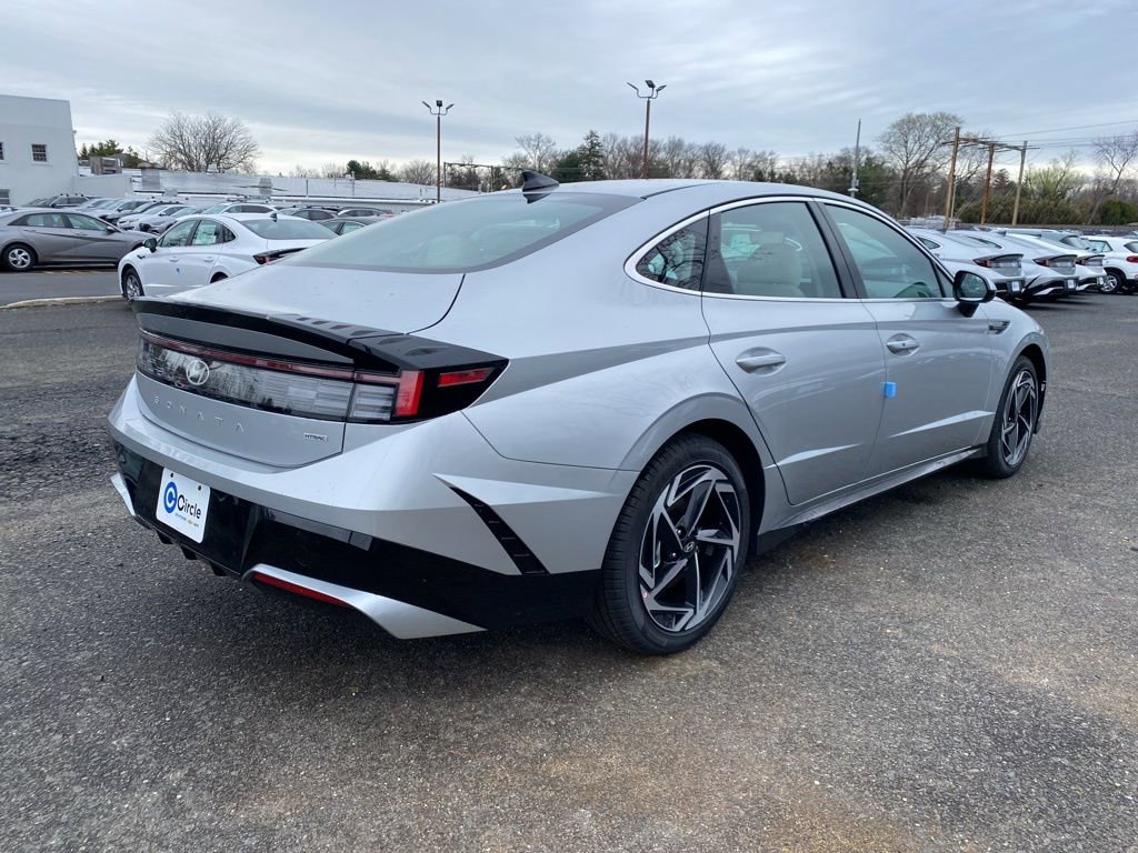 New 2026 Hyundai Sonata SEL AWD/4WD image 4