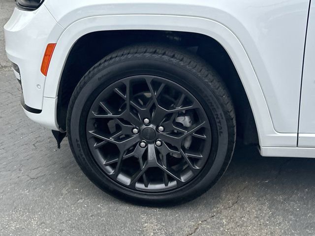Used 2024 Jeep Grand Cherokee L Summit image 14