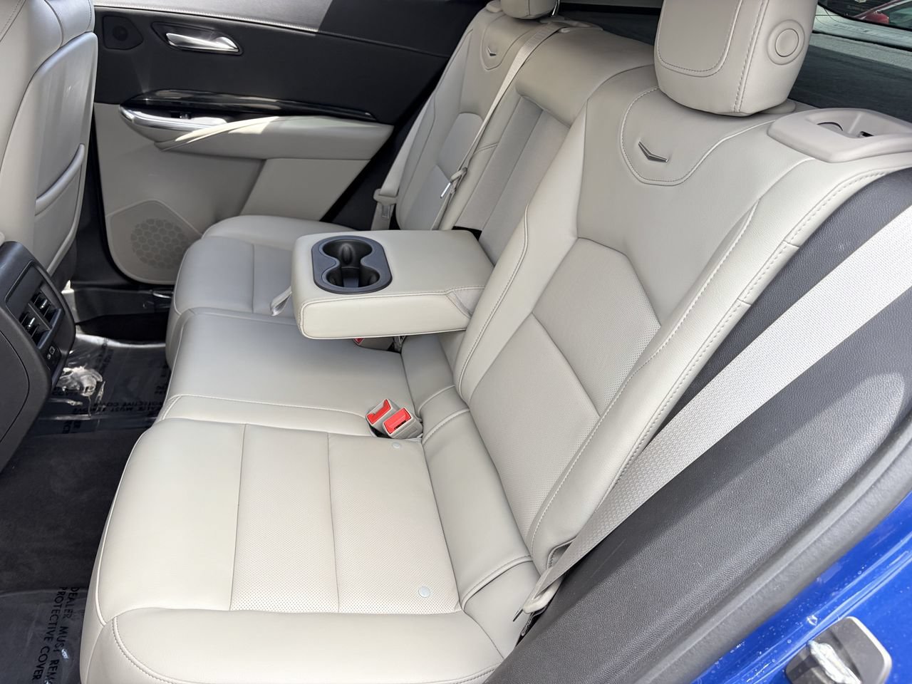 Certified 2022 Cadillac XT4 Premium Luxury FWD image 18