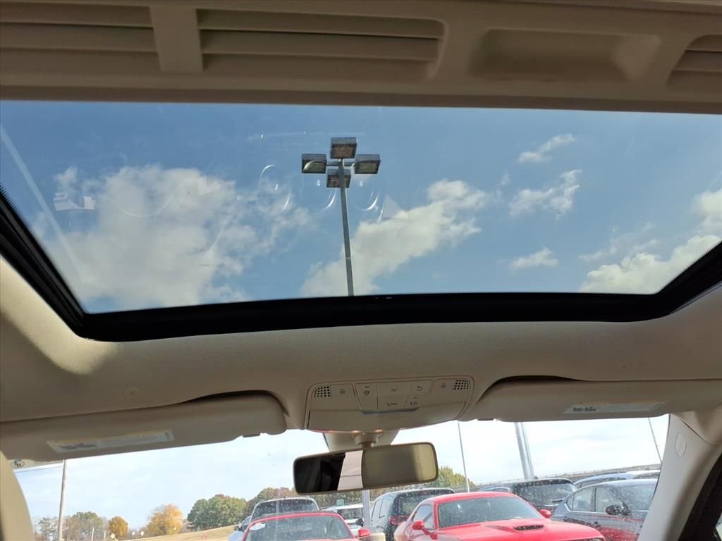 Used 2019 Mercedes-Benz C 300 Sedan image 8