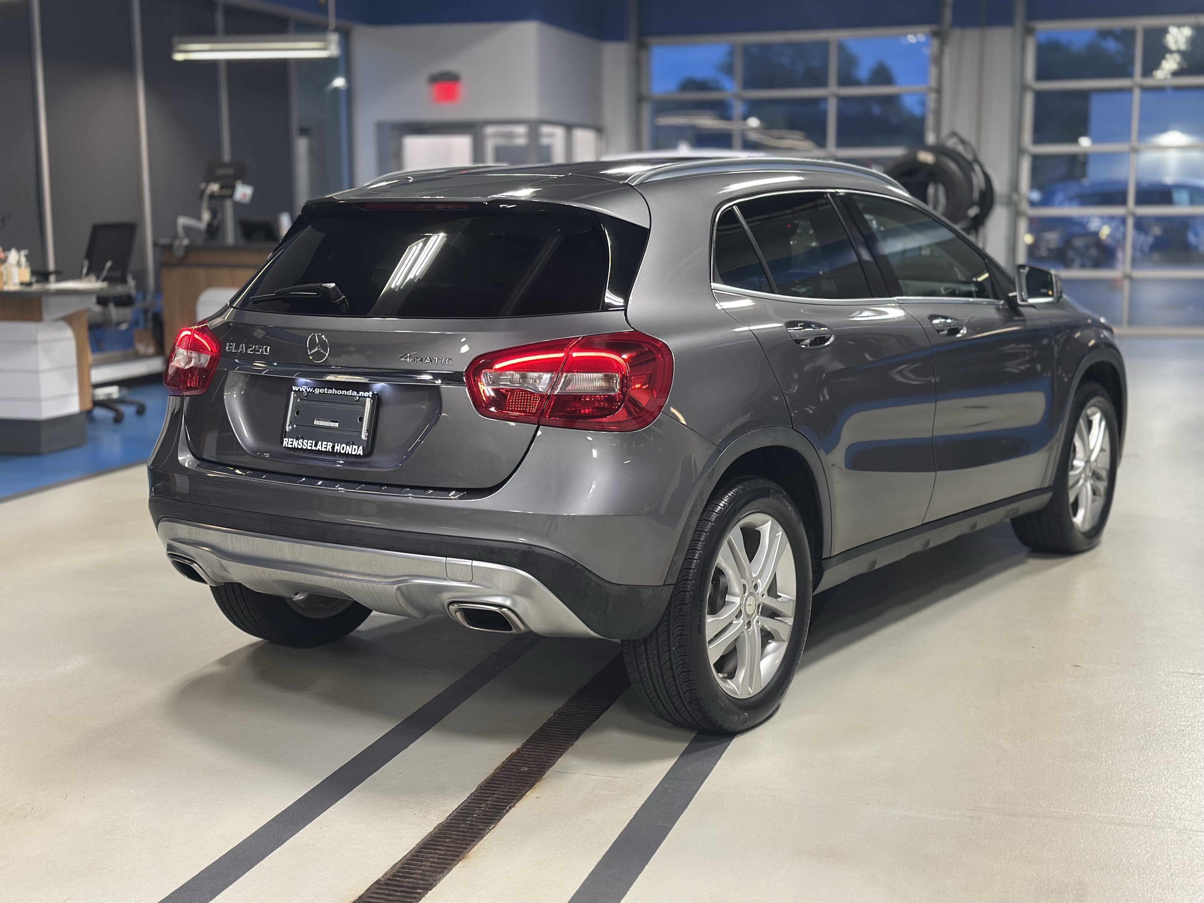 Used 2016 Mercedes-Benz GLA 250 4MATIC image 5