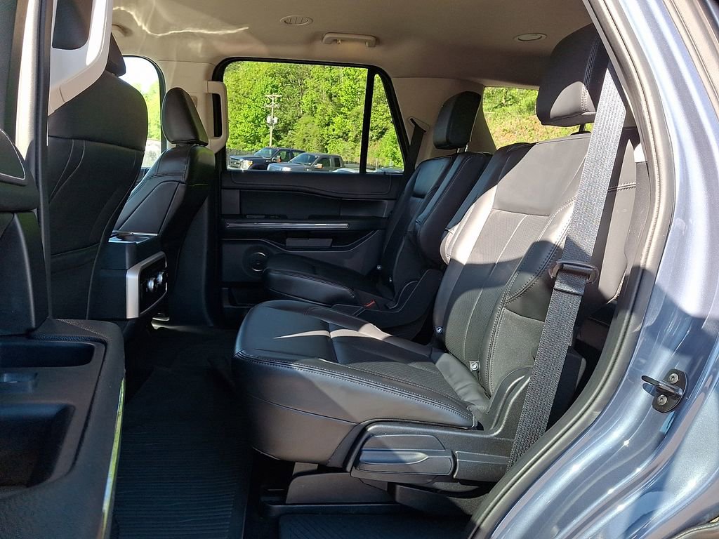 Used 2022 Ford Expedition XLT AWD/4WD image 10