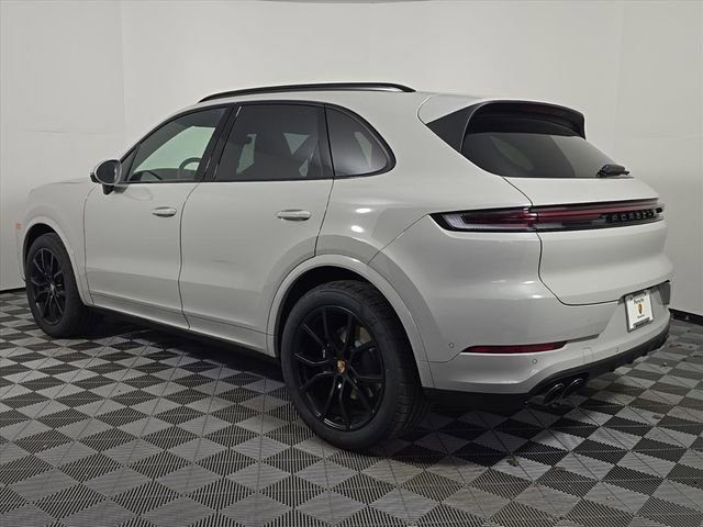 New 2026 Porsche Cayenne image 3