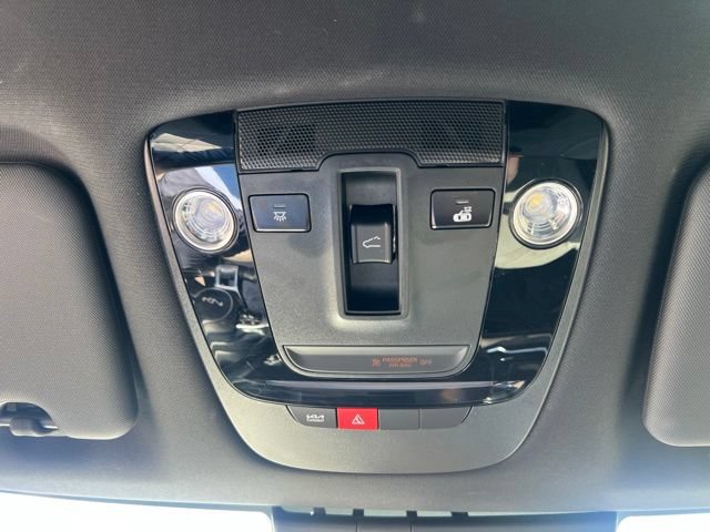 Used 2024 Kia Sportage X-Line w/ X-Line Premium Package AWD/4WD image 32