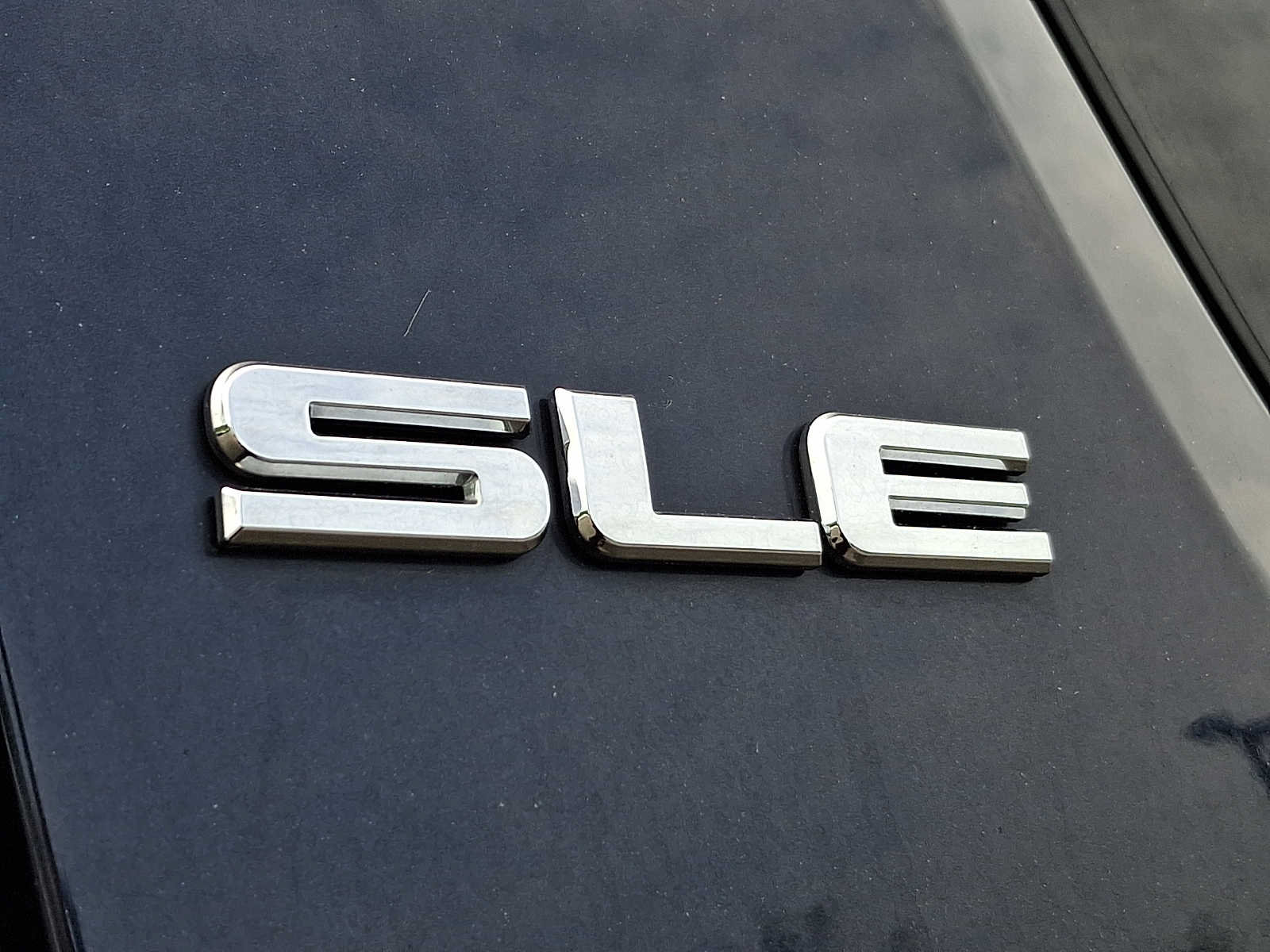 Used 2019 GMC Acadia SLE FWD image 32