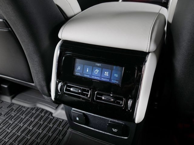 Used 2026 Lincoln Aviator Black Label w/ Dynamic Handling Package AWD/4WD image 27
