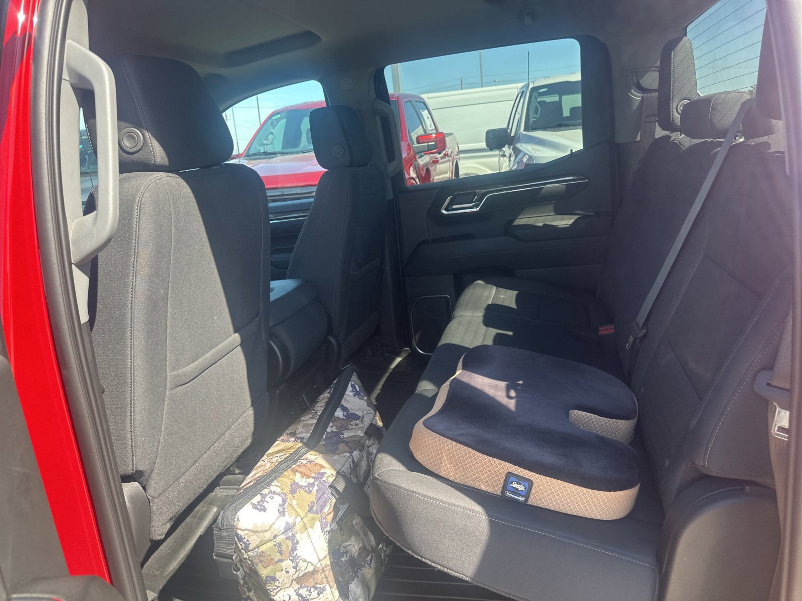 Used 2023 Chevrolet Silverado 1500 LT RWD image 24