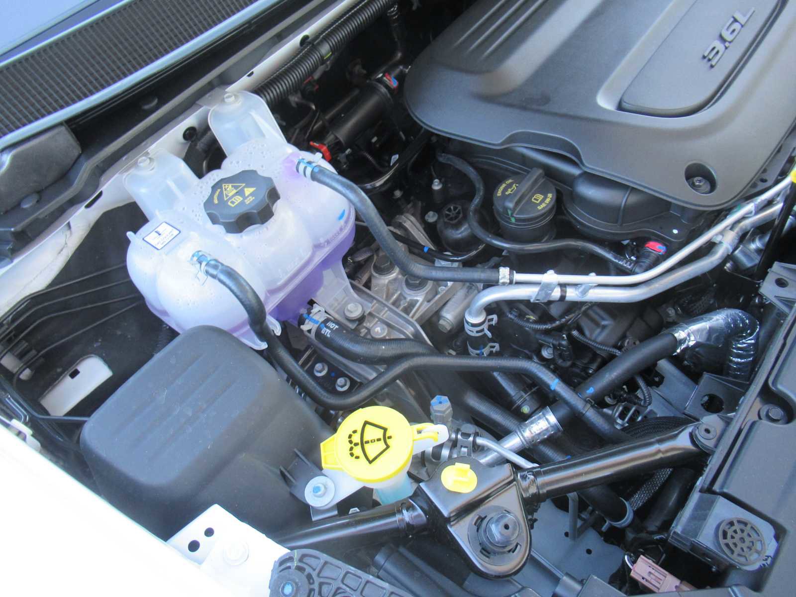 New 2026 Chrysler Pacifica Pinnacle image 17