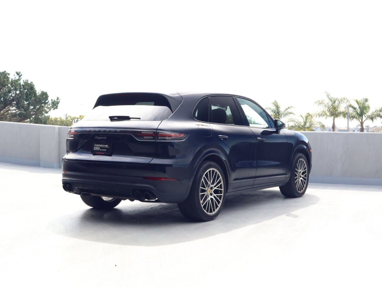 Certified 2023 Porsche Cayenne Platinum Edition w/ Premium Package Plus image 9