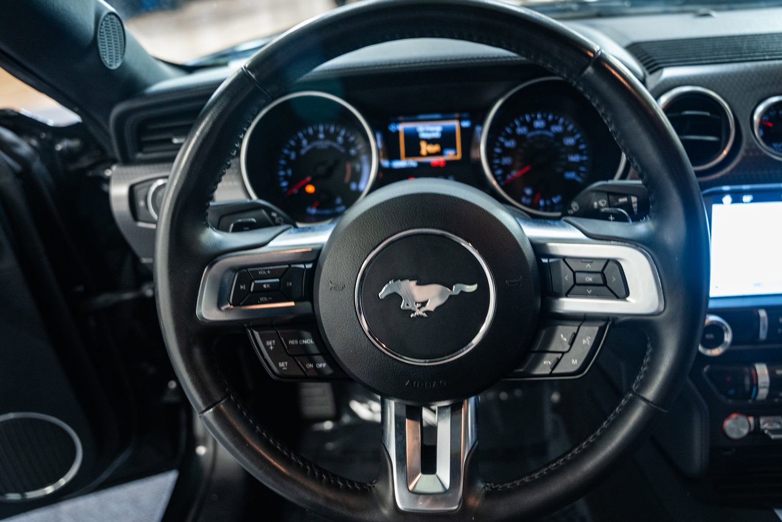 Used 2019 Ford Mustang Premium w/ Ecoboost Performance Package image 35