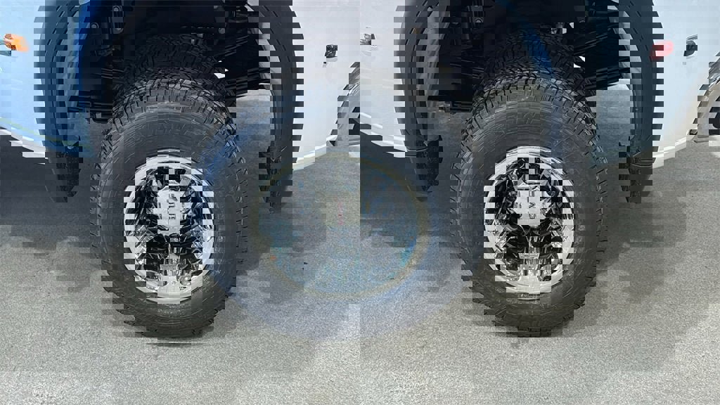 New 2026 GMC Sierra 3500 SLE w/ SLE Value Package image 10