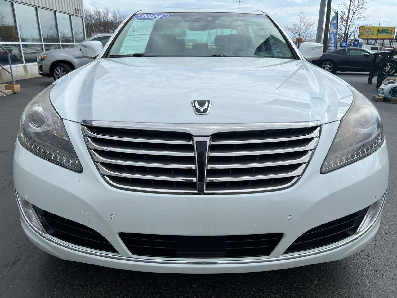 Used 2014 Hyundai Equus Signature RWD image 9