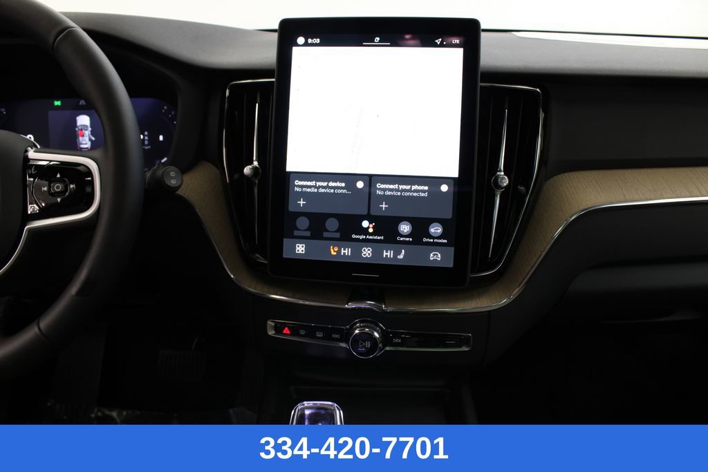 New 2026 Volvo XC60 B5 Plus w/ Protection Package Premier image 22