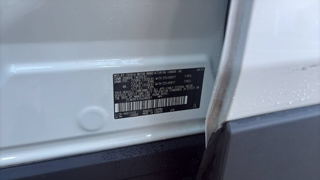 Used 2023 Toyota RAV4 XLE w/ Convenience Package FWD image 28