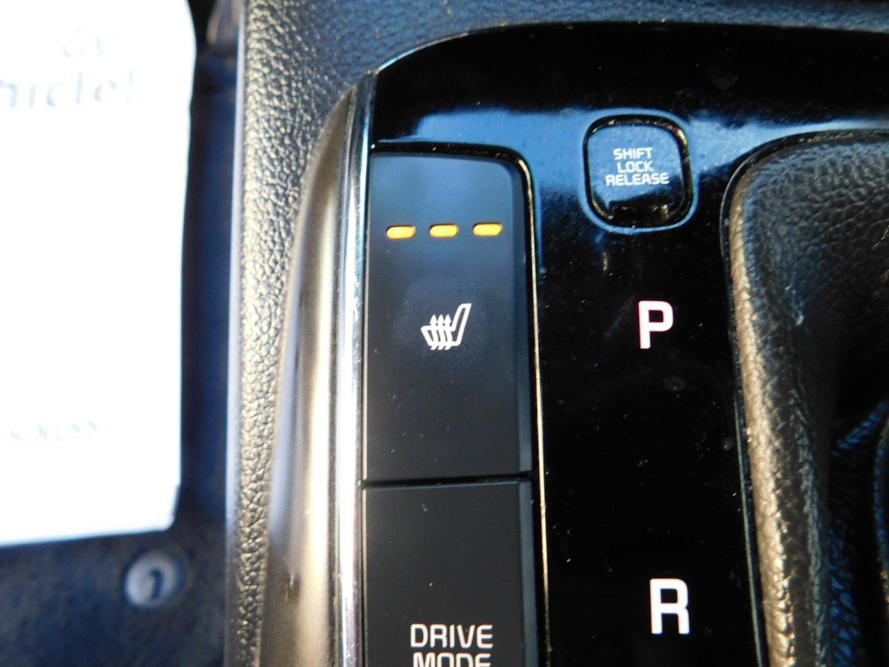 Used 2017 Kia Forte EX image 15