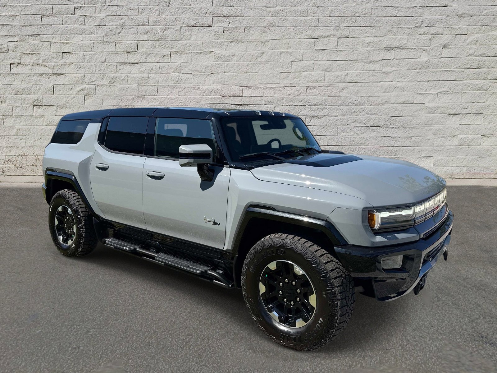 Used 2025 GMC Hummer EV 3X w/ Extreme Off-Road Package AWD/4WD image 7