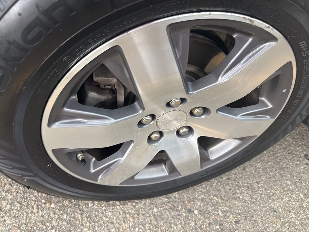 Used 2015 Honda Pilot Touring image 2